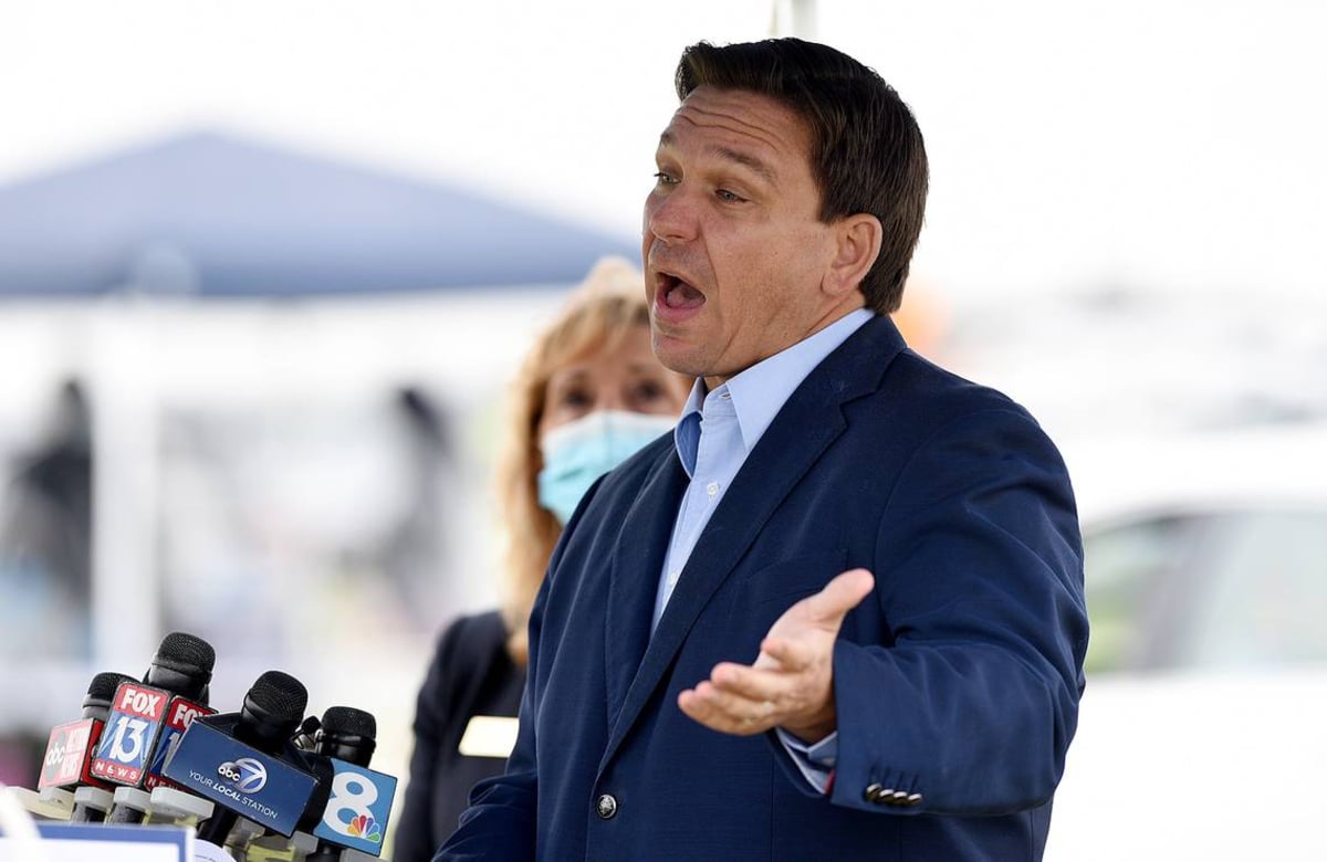 Florida Gov. Ron DeSantis Allies with Card Clubs, Racinos Over Seminole Tribe