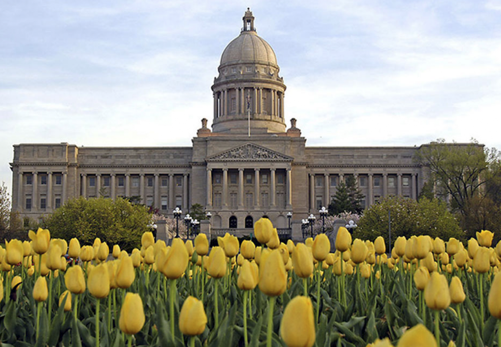 Kentucky Sports Betting Bill Gets Strong Bipartisan Support in New Survey