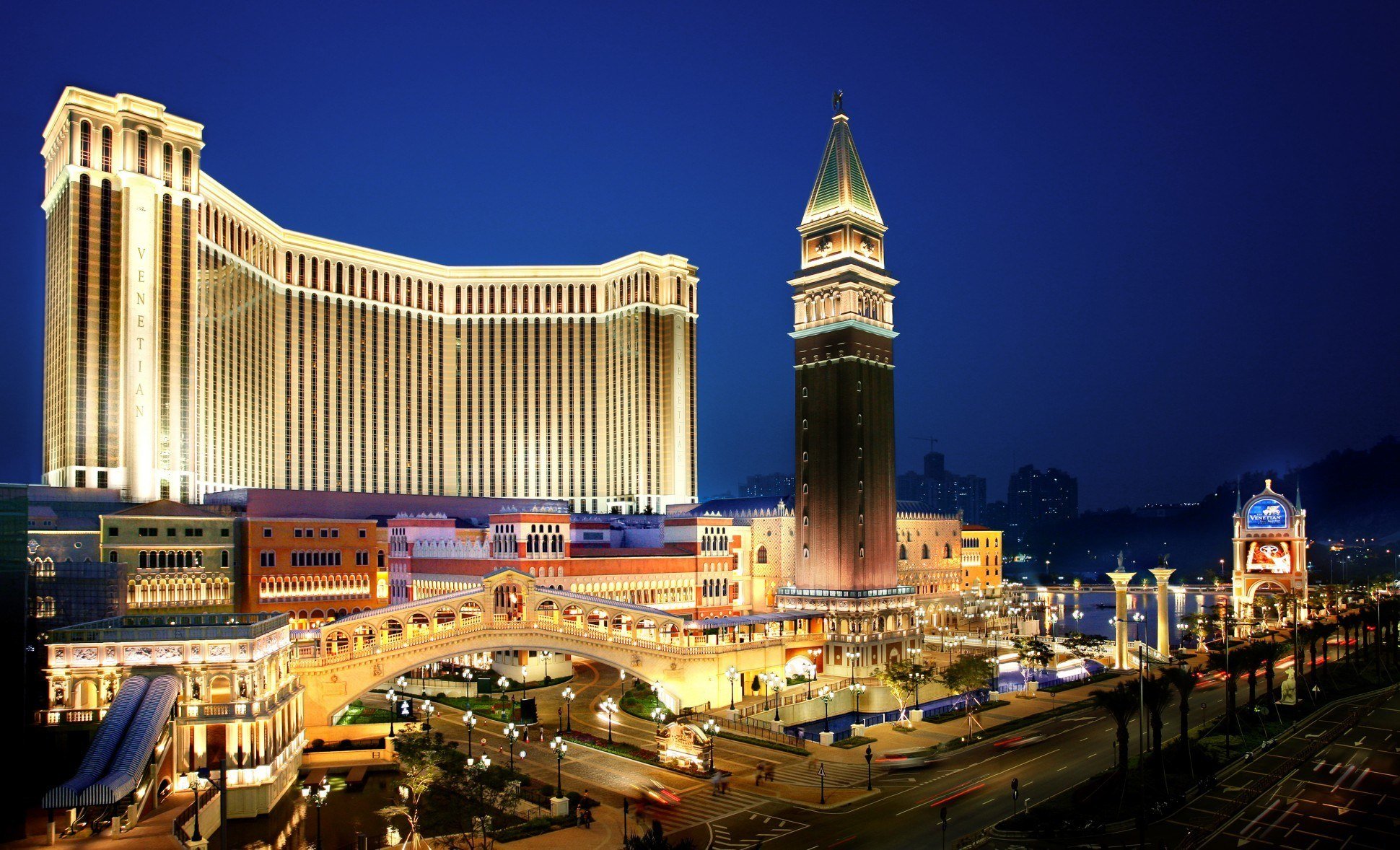 Macau May Revenues Continue Year-Long Downward Spiral