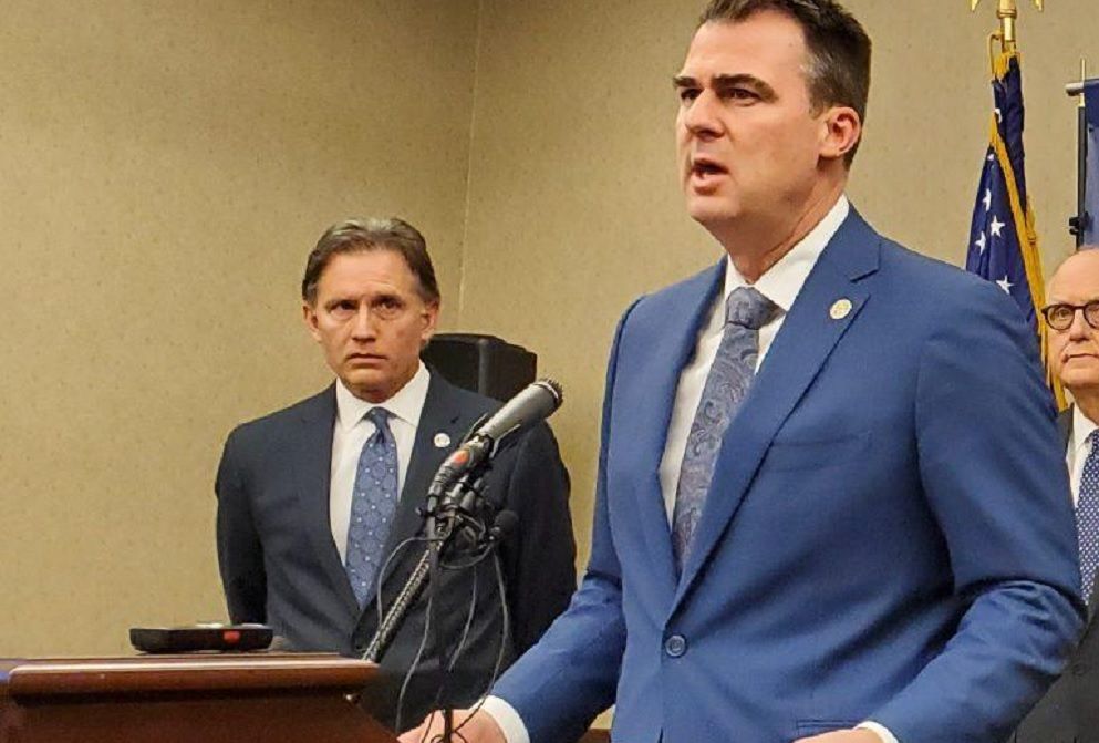 Oklahoma AG Says Gov. Stitt Had No Right to Promise Tribes Sports Betting, Asks DOI to Reject Compacts