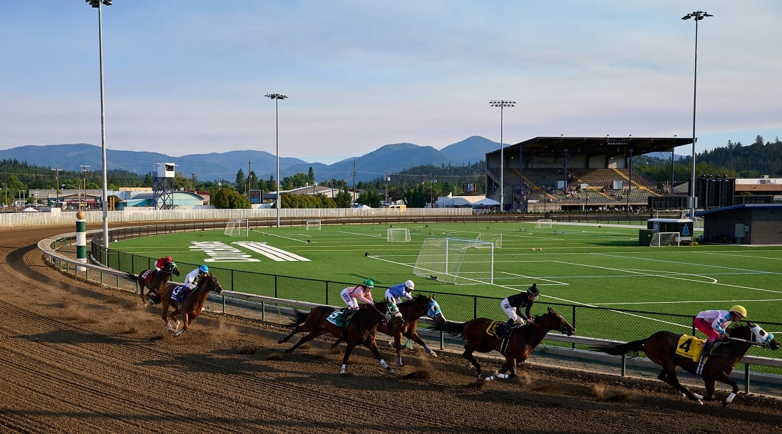 Grants Pass Downs, Oregon’s Last Racetrack Cancels 2022 Meet