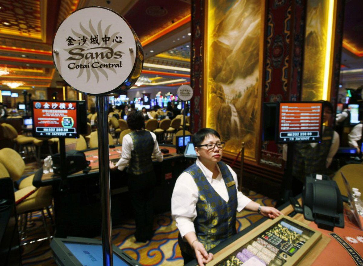 All Six Macau Casino Operators Increase Employee Wages in 2019