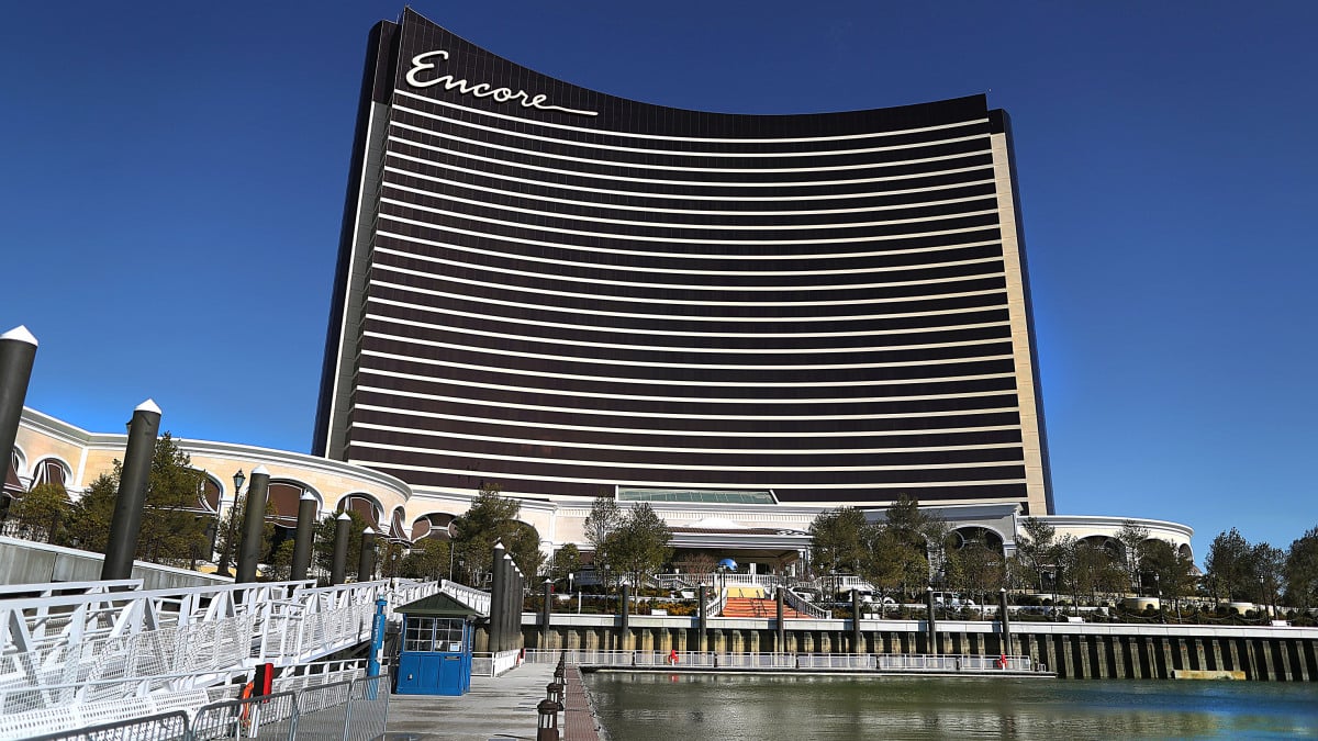 Wynn Executive Says Encore Boston Harbor Isn’t on Selling Block