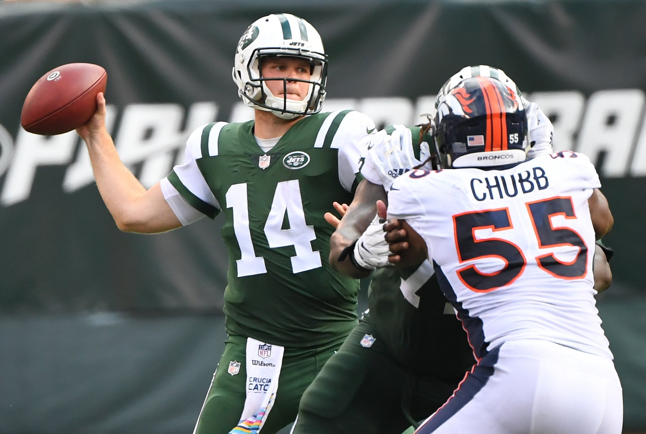 Two Winless Teams, Denver Broncos and New York Jets, Kick Off NFL Week 4