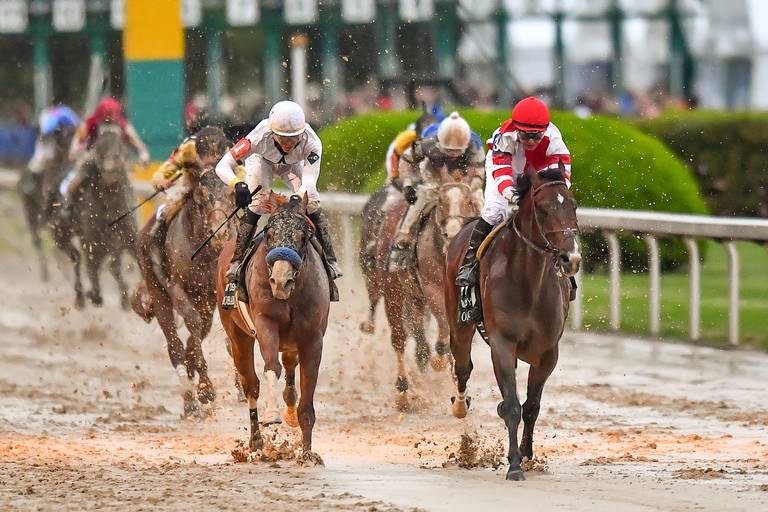 Likely Kentucky Derby Favorite Omaha Beach Arrives at Churchill Downs as Smith Opts to Ride Arkansas Derby Winner