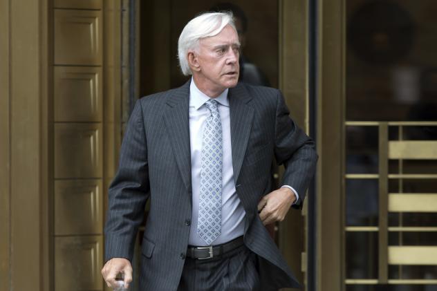 During Final Hours as President, Trump Commutes Insider Trading Sentence for Billy Walters