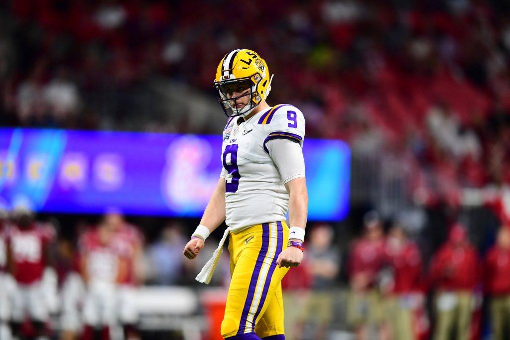 Oddsmakers Quick to Make LSU Favorite in College Football Championship Over Clemson