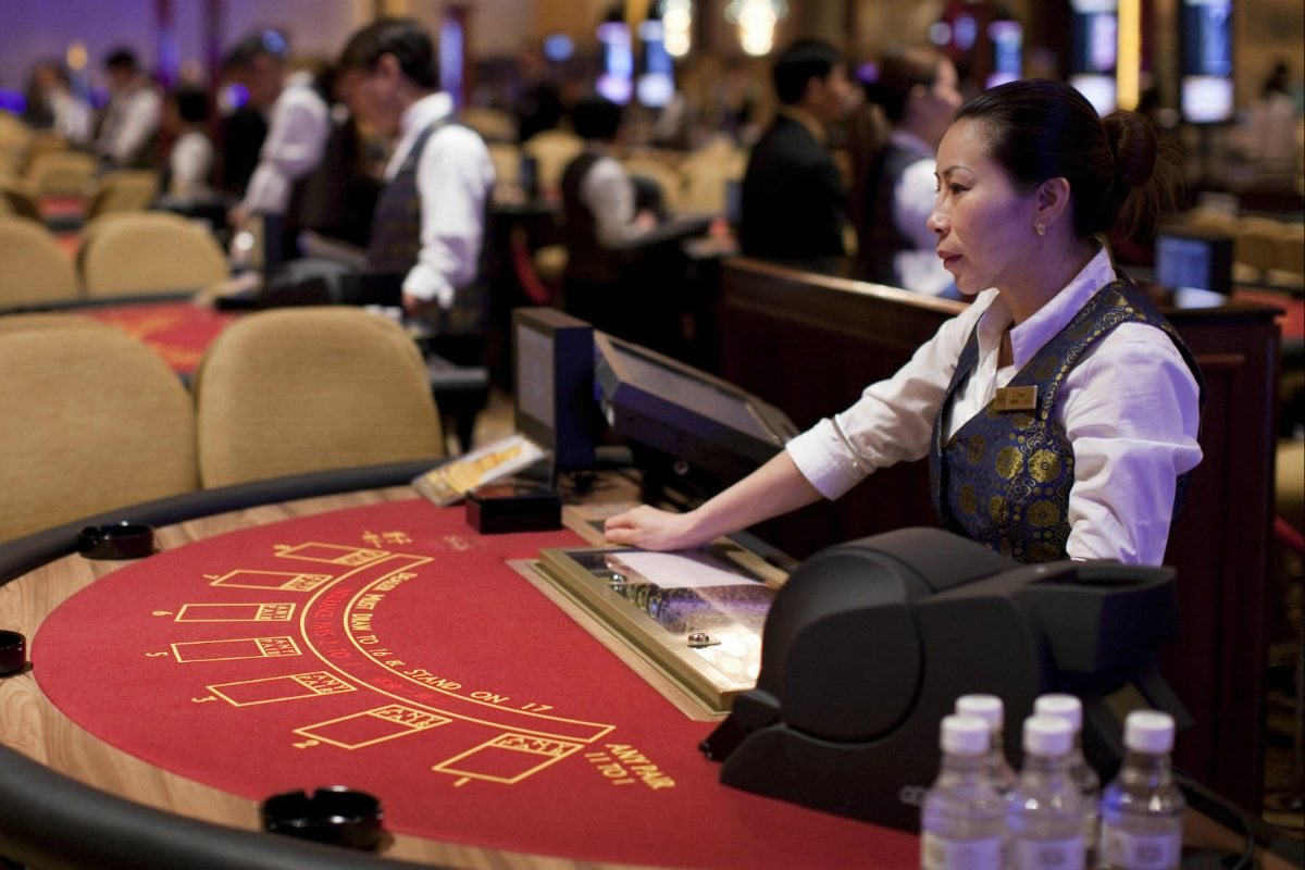 Macau Casino Workers Barred From Entering Gaming Floors Off-Hours