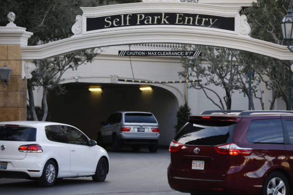 MGM Resorts U-Turns Free Las Vegas Parking Policy, Charges Return June 1