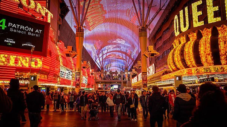 AI Takes the Wheel to Direct Traffic at Fremont Street Experience