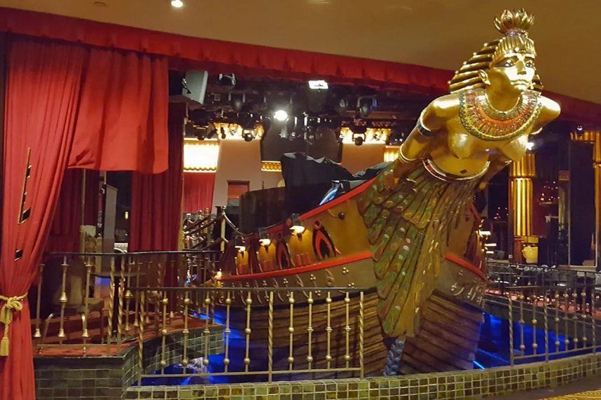 Cleopatra’s Barge Sails into Las Vegas History