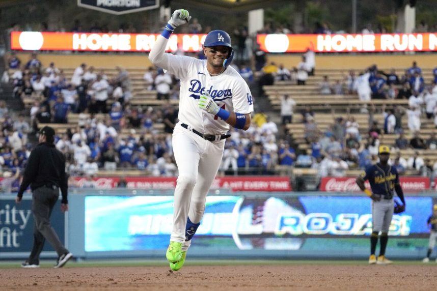 Los Angeles Dodgers Extend Winning Streak to 10 in a Row